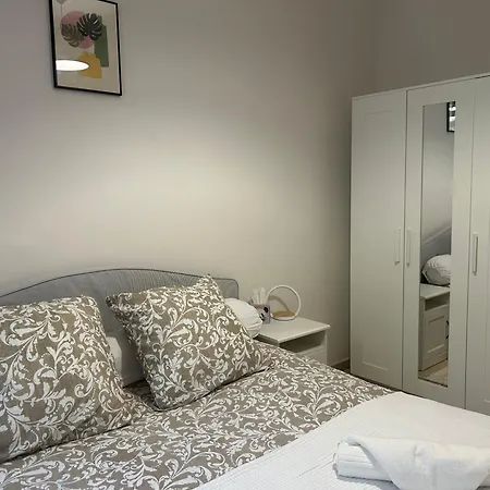 4 Personnes 2 Proche *