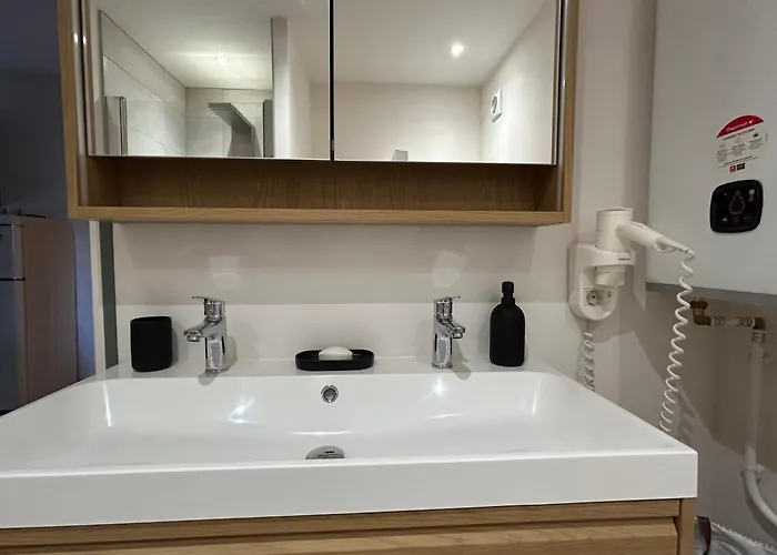 شقة 4 Personnes 2 Proche *